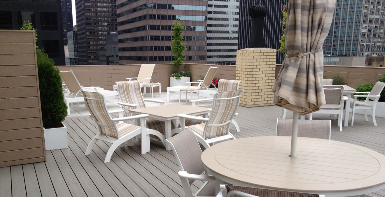 Midtown Common Space - New York Decks